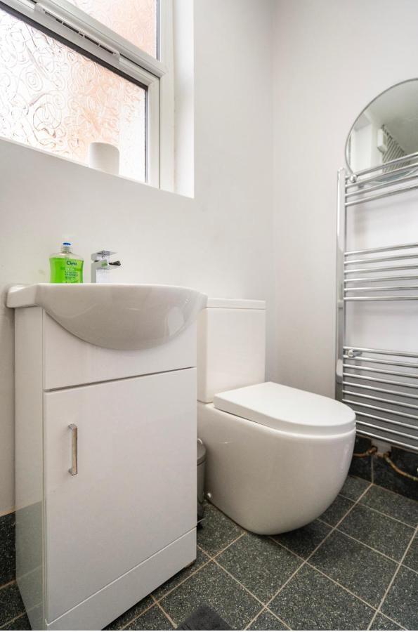 バーミンガムLuxury Flat In Moseley With Free Parkingアパートメント エクステリア 写真
